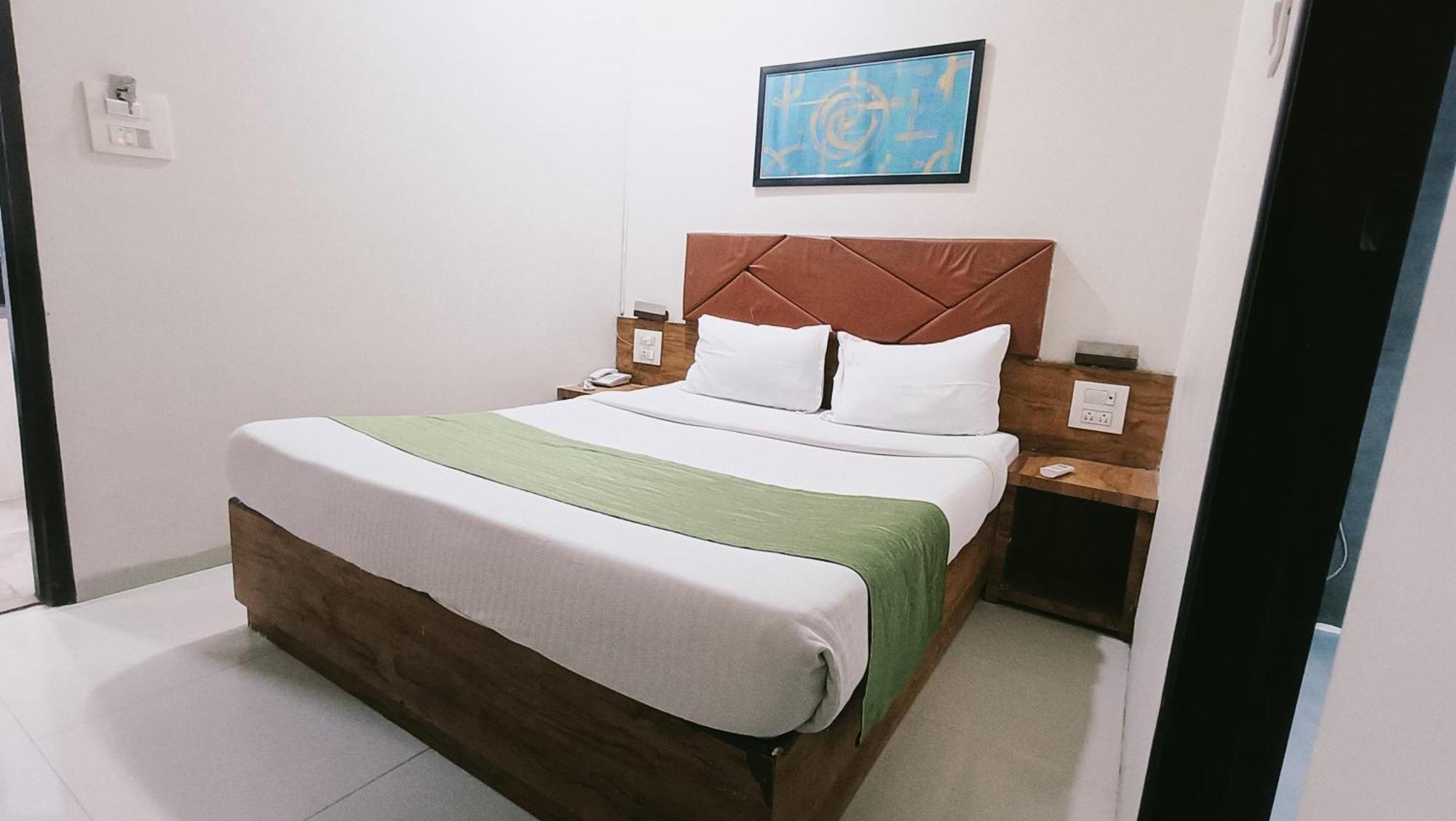 Hotel Comfort- Andheri West Mumbai Luaran gambar
